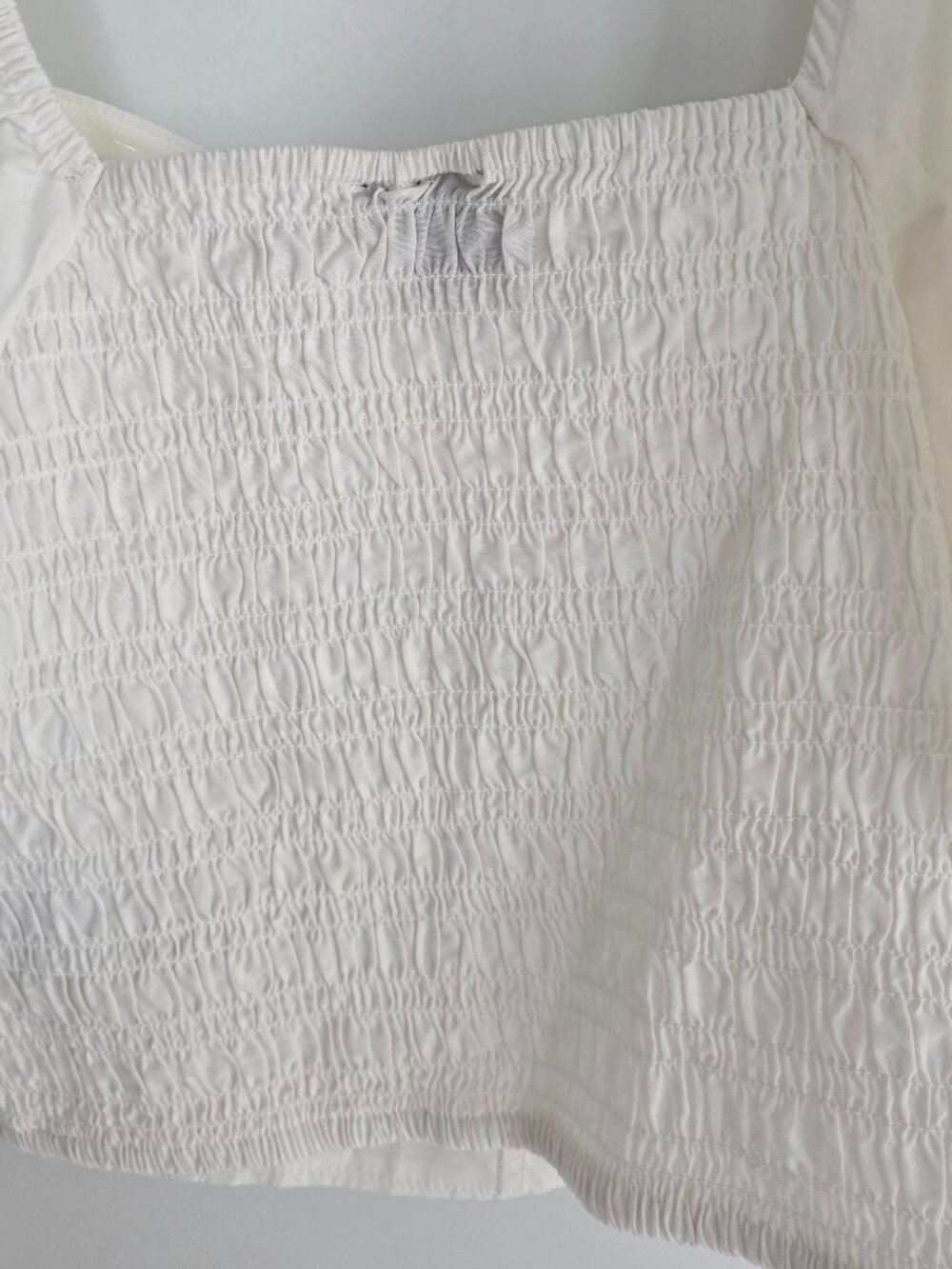 Off-White Sweetheart Puff Sleeve Crop Top from Gap - Size Large (New with Tags) - Picture 6 of 6